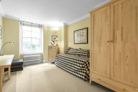 Gladstone Court - Second Bedroom