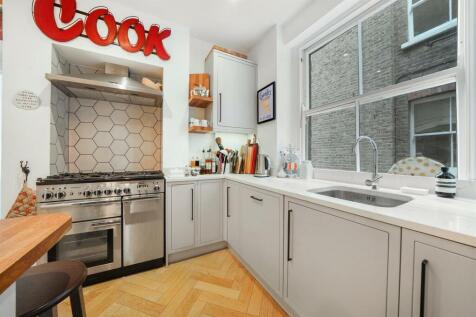 Kitchen - Cambridge Mansions