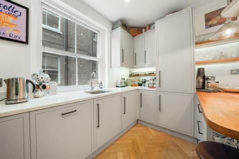 Kitchen - Cambridge Mansions