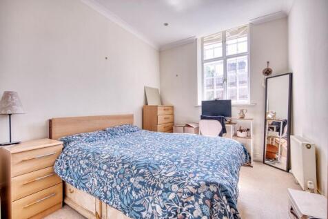 Bedroom3.jpg