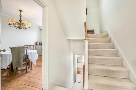 Denbigh Street - Hallway