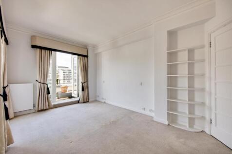Bedroom 1b.jpg