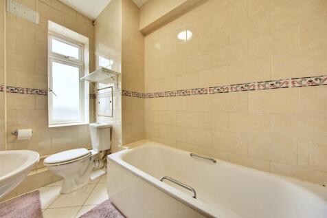 Bath1.jpg