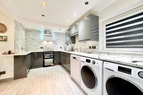 2 Bedroom Semi Detached for Sale