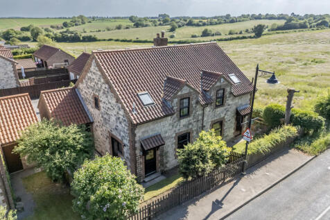 3 Bedroom Semi Detached for Sale