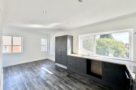 3 Bed Flat to Rent