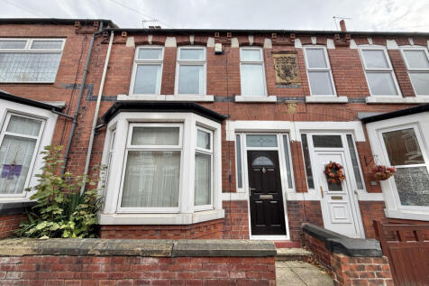 3 Bedroom Terraced for Rent