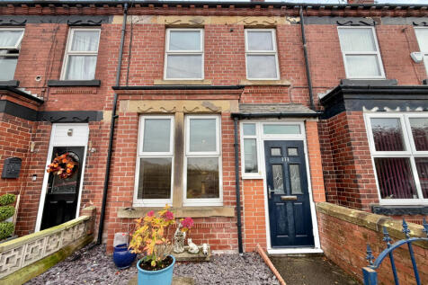 2 bed terraced house for sale