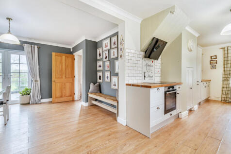 1369367-2-68f657e...