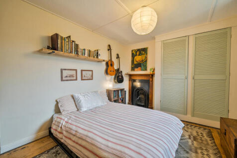 1369569-16-68ef94...