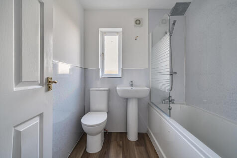 1376473-17-690cab...