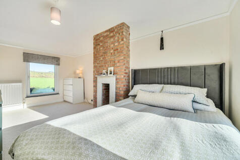 1372694-10-693031...