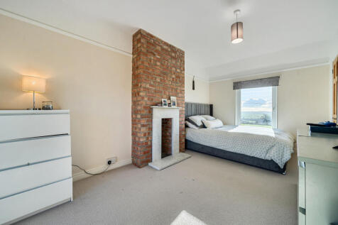 1372694-11-693031...