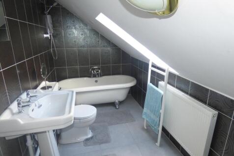 En-Suite 2