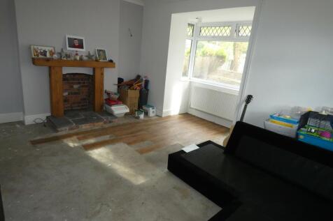 Front Lounge
