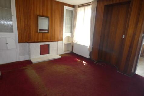 Middle Room