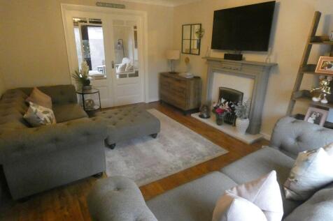 Front Lounge