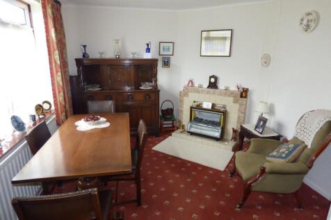 Front Lounge