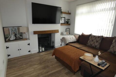 Front Lounge