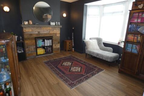 Front Lounge
