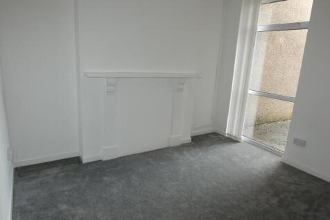 Middle Room