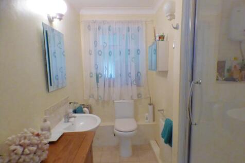 Cloak/Shower Room