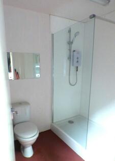 Barn Shower Room