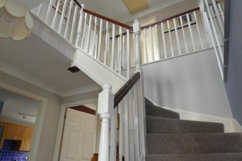 Galleried Stairway