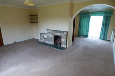 Sitting/Dining Room