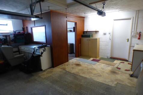 Double Garage