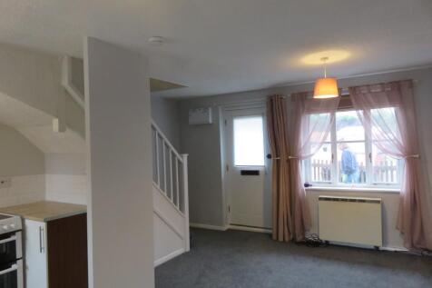 SITTING/DINING ROOM