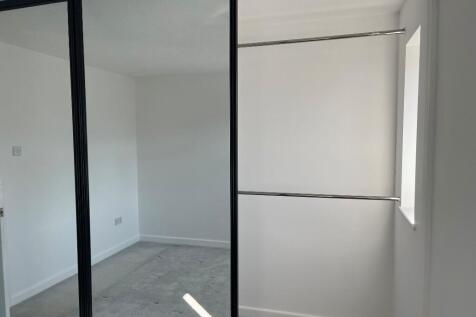 BED ONE WARDROBE