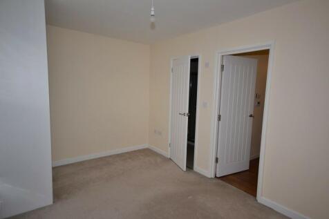 Master Bedroom 1 ...
