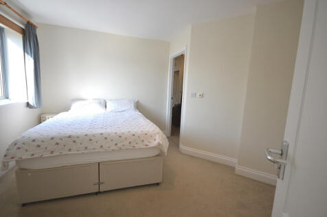 7 Forest Court be...