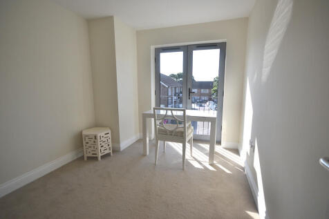 7 Forest Court be...