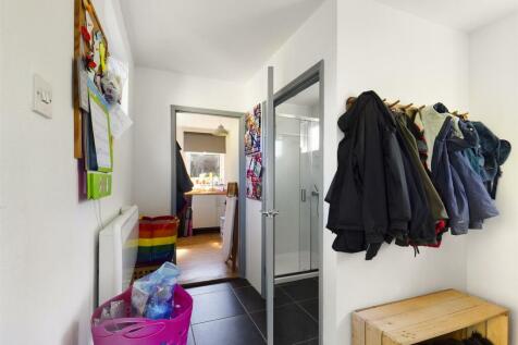 Boot room utility and shower.jpg