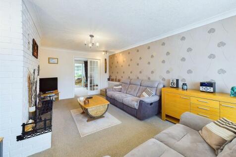 Lounge to Dining Room.
