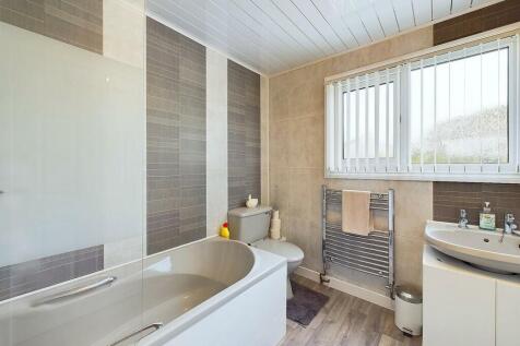 First Floor Family Bathroom.