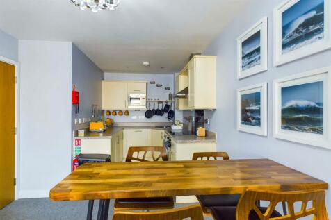 Dining room/kitchen
