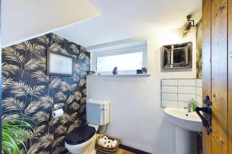 Downstairs WC.