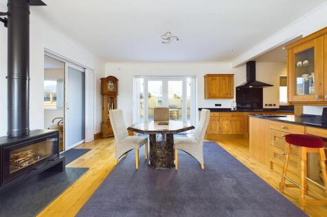 Dining Area.