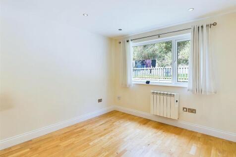 Rear Bedroom
