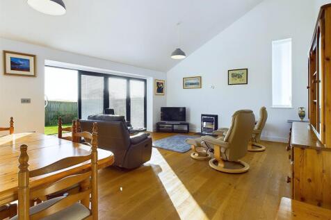 Vaulted Lounge Area.