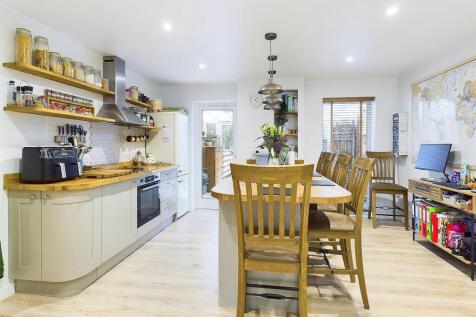Kitchen angle