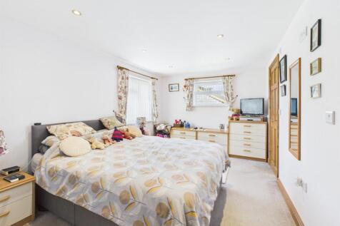 Bedroom 2.jpg