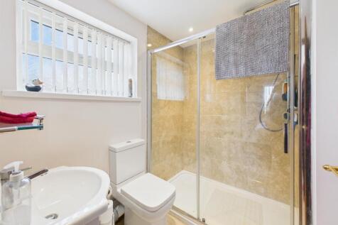 En-suite Shower Room.jpg