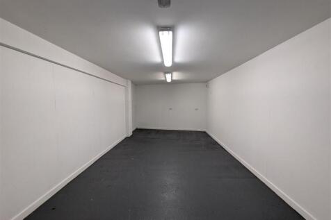Ground floor storage