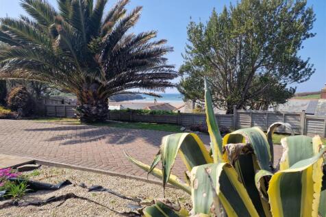 Front Garden views.