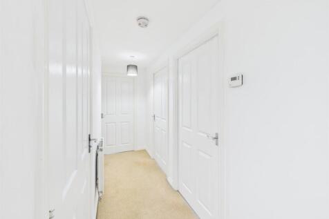 27 Littledale Row Entrance Hall