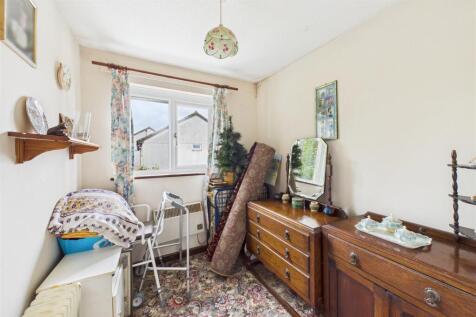 Rear Single Bedroom